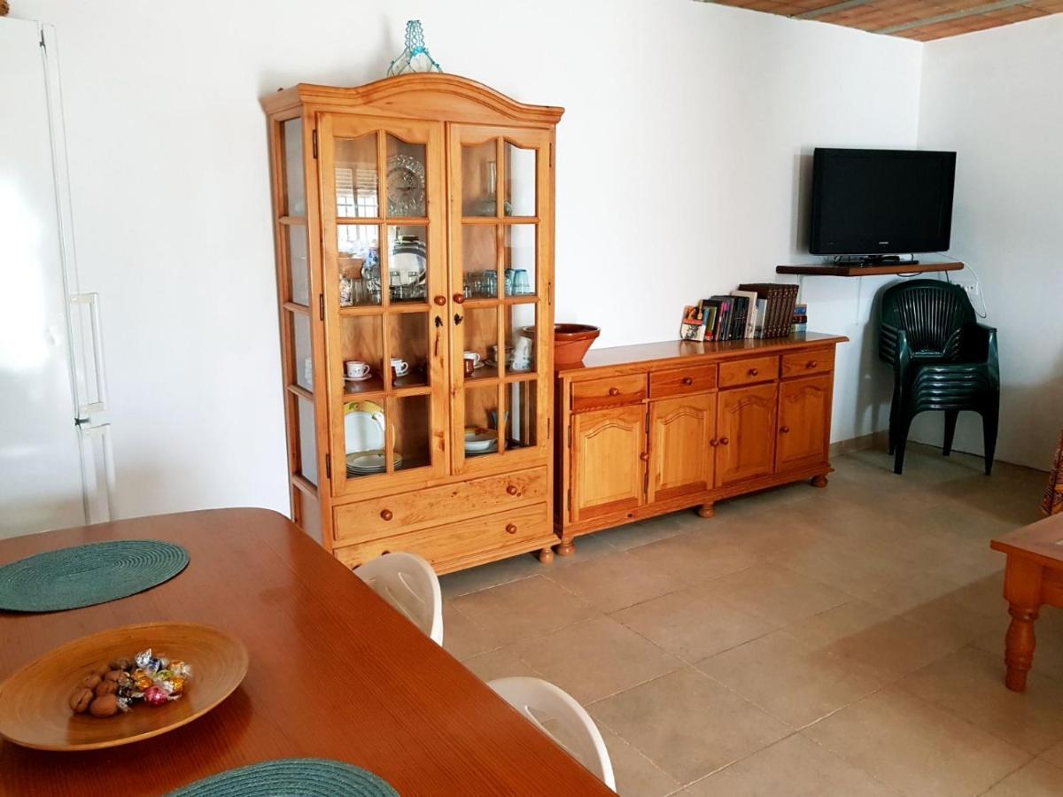 Vila Cortijo De La Cruz Iznájar Exteriér fotografie