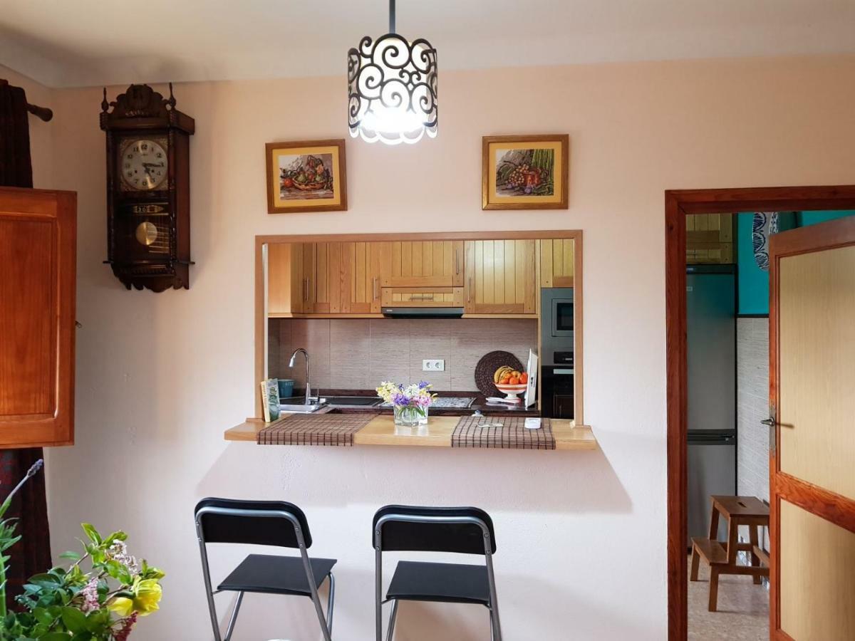 Vila Cortijo De La Cruz Iznájar Exteriér fotografie