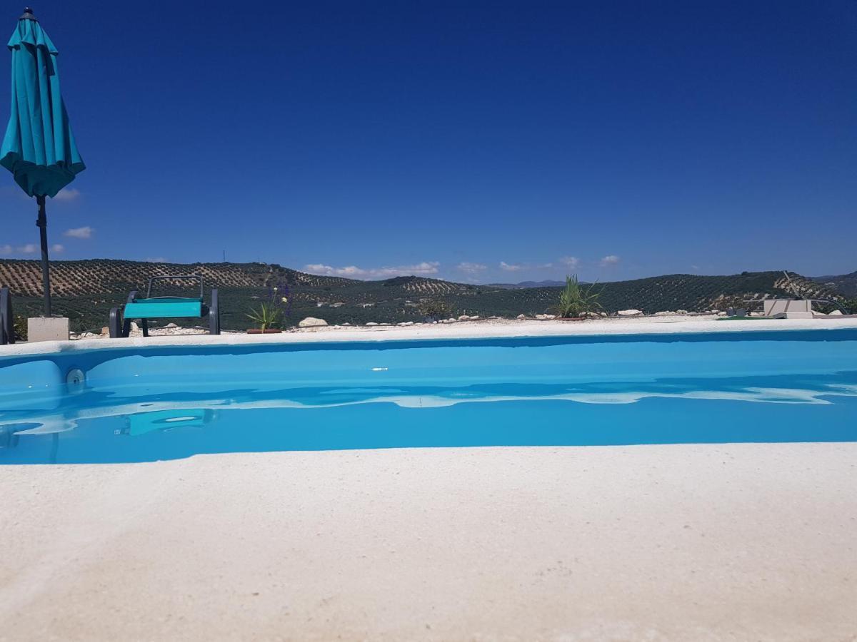 Vila Cortijo De La Cruz Iznájar Exteriér fotografie